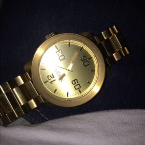 Nixon Watch
